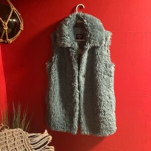 UGG Fluffy green Vest 30 inch. Long from shoulder to bottom